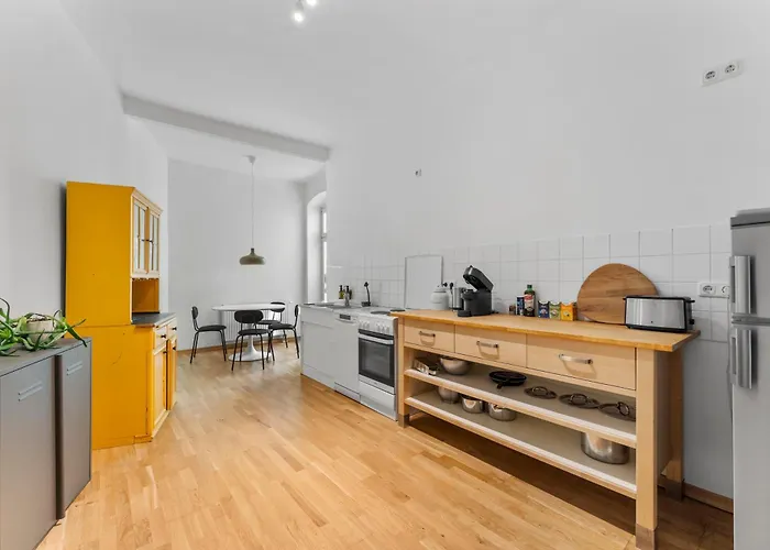 Apartment Stylish 120sqm In Berlin-mitte Berlin