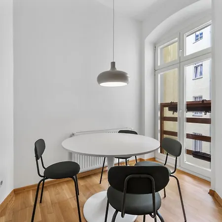 Apartment Stylish 120sqm In Berlin-mitte