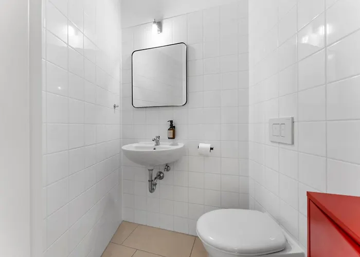 Lägenhet Stylish 120sqm In Berlin-mitte Berlin