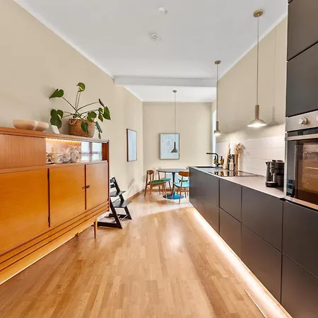Stylish 120sqm In Berlin-mitte דירה