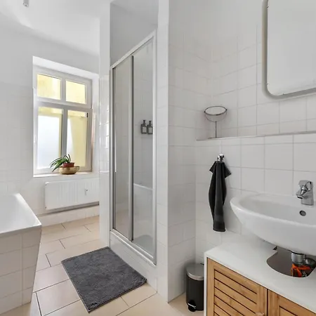 Stylish 120sqm In Berlin-mitte *
