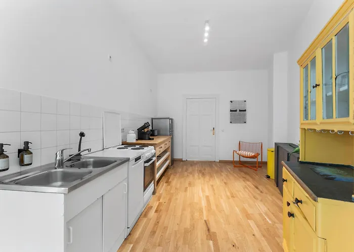 Stylish 120sqm In Berlin-mitte