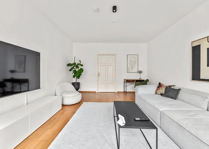 Stylish 120sqm In Berlin-mitte Berlim