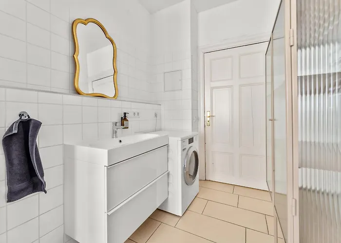 Stylish 120sqm In Berlin-mitte * Berlim